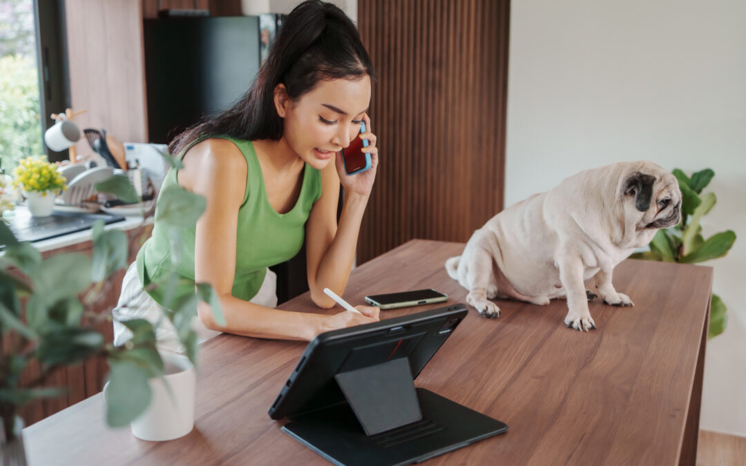 Don’t Wait for the Phone: How Proactive Outreach Books More Holiday Stays